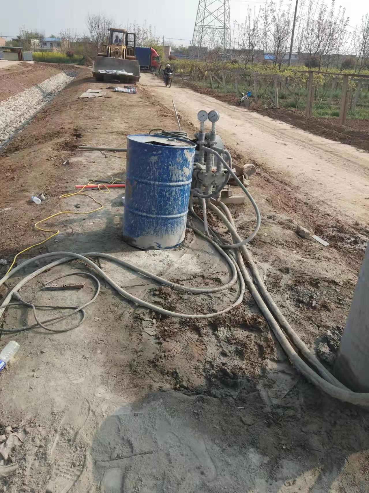 富文镇顶管注浆